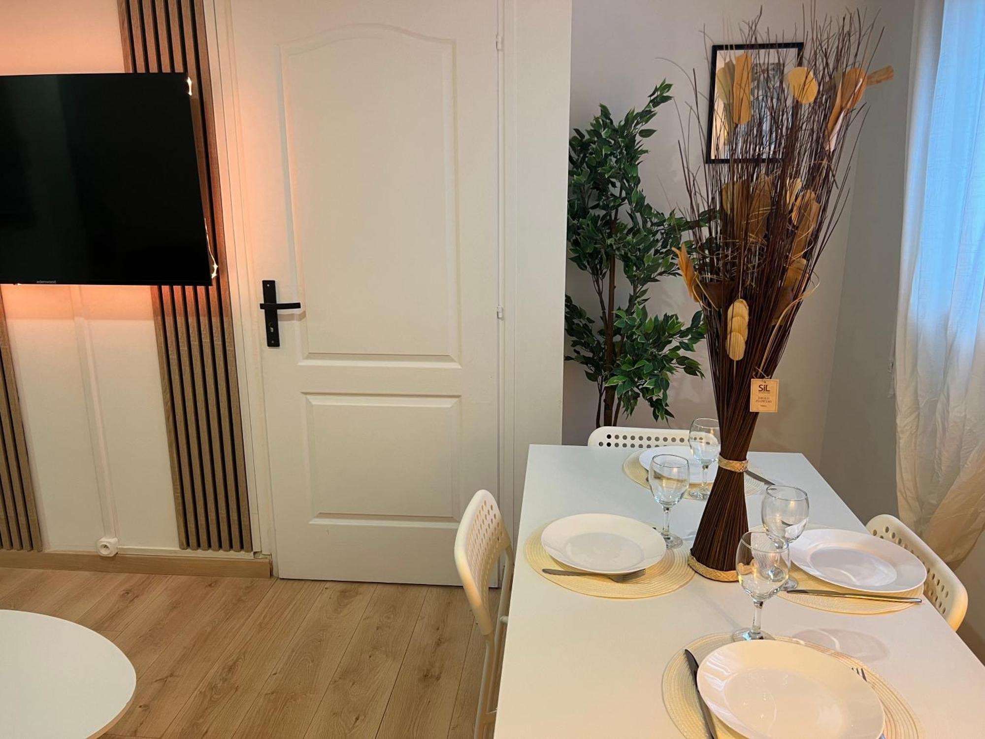 Appartement Pres De Paris, Disney & Cdg Tremblay-en-France ภายนอก รูปภาพ